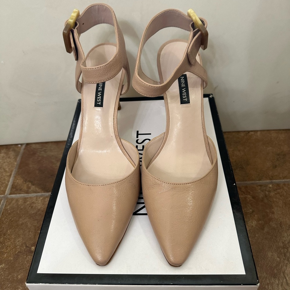 Nine West Women's Elisa Beti Tan Heels